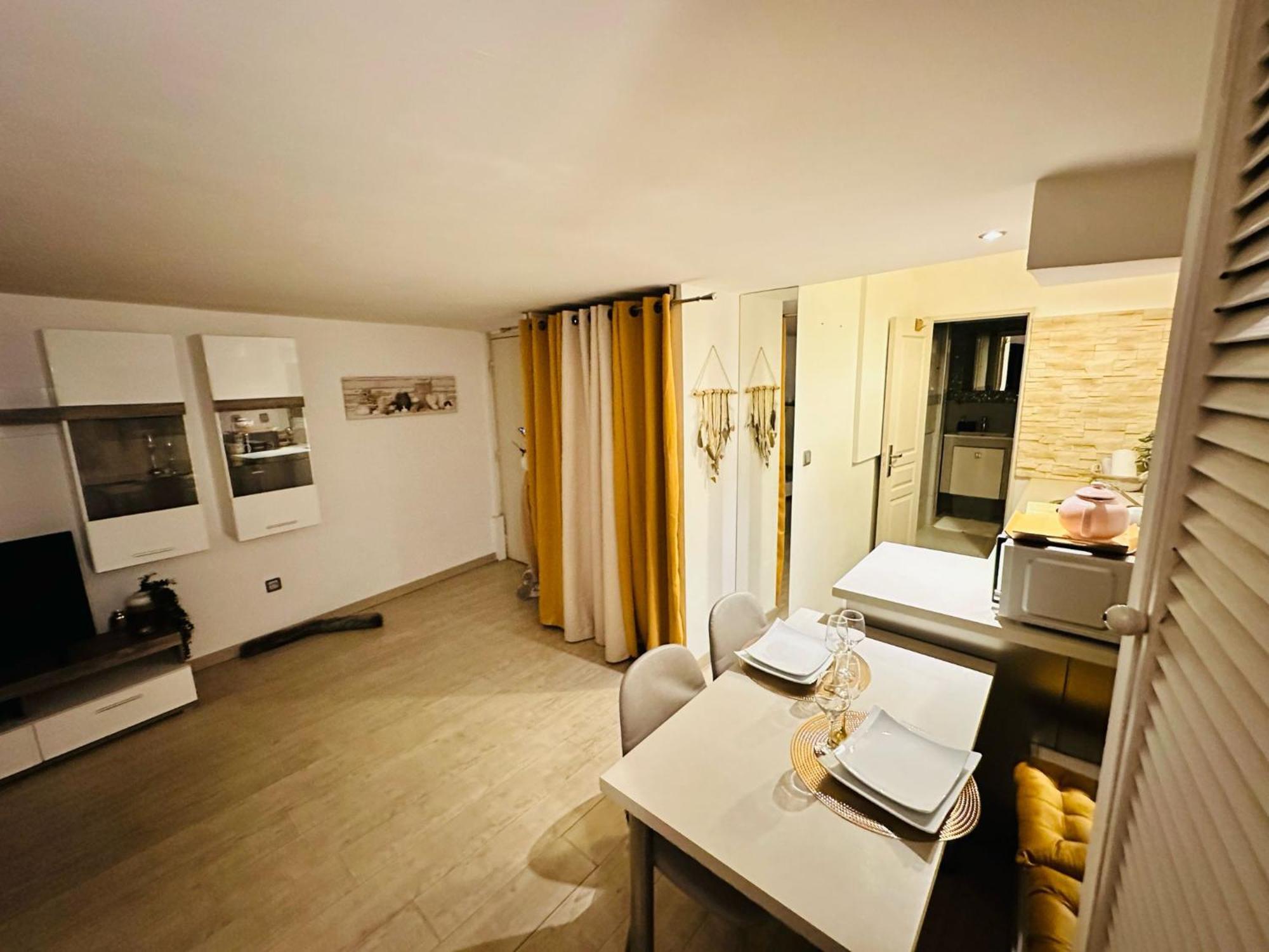 Apartmán Bulle De Charme Avec Vue Perpignan Exteriér fotografie