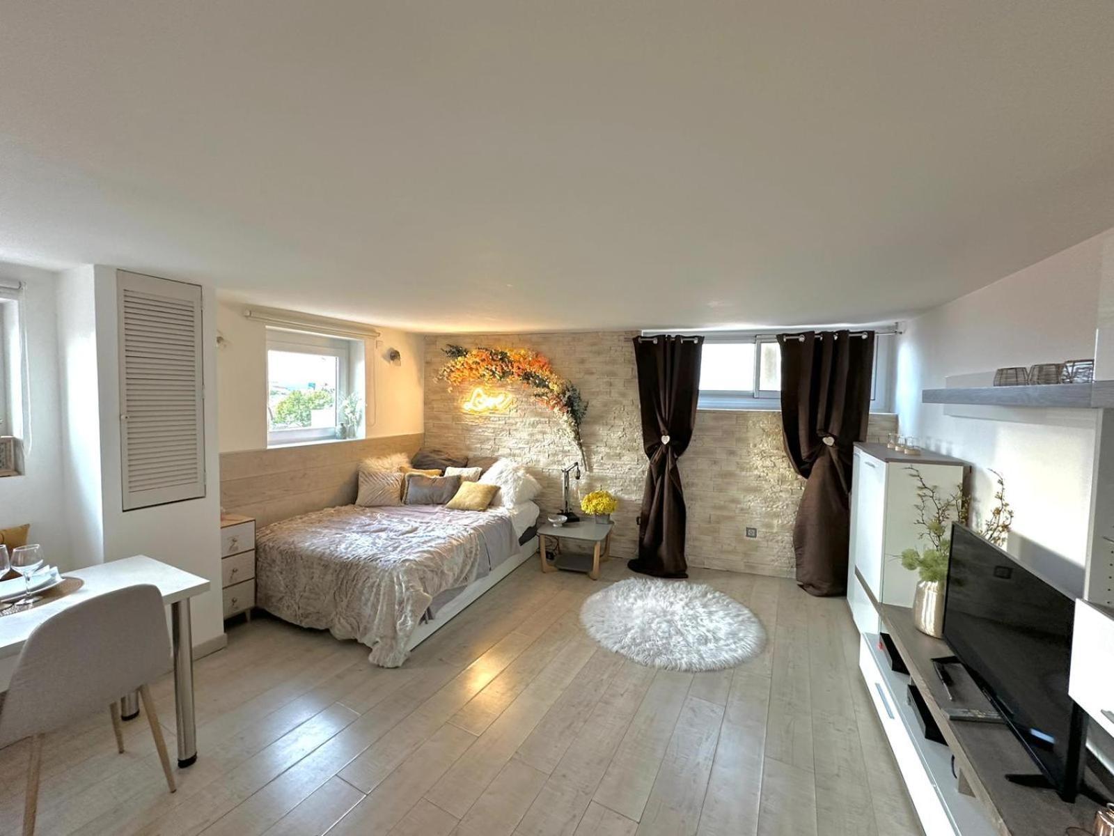Apartmán Bulle De Charme Avec Vue Perpignan Exteriér fotografie